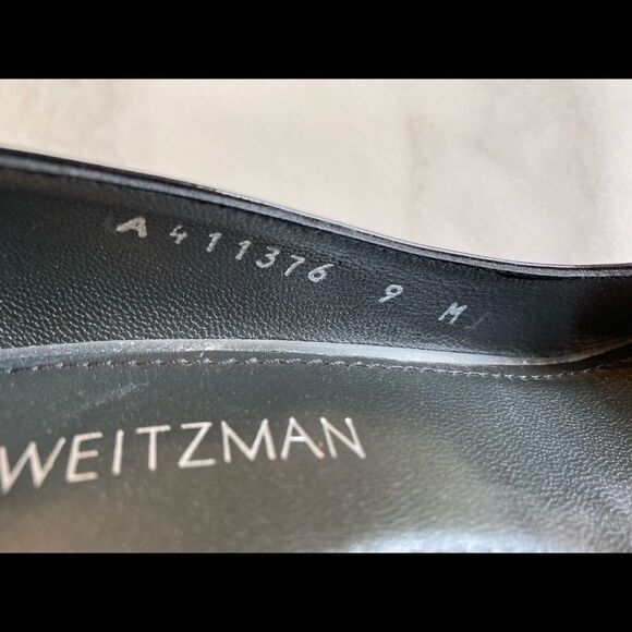 Like New Stuart Weitzman black patent heels - Picture 8 of 9